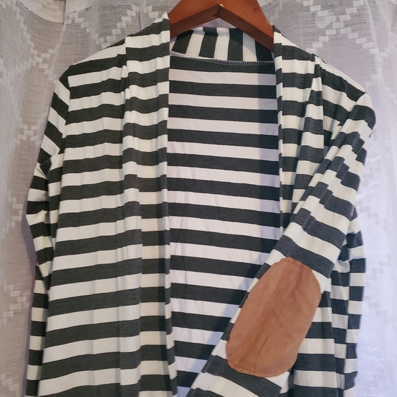 Gray Striped Lightweight Cardigan - Picture 2 of 3